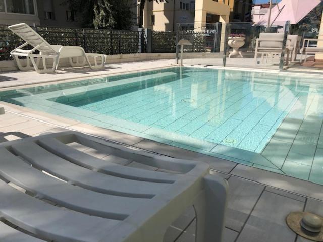 Atmosphere Suite Hotel Rimini Bagian luar foto