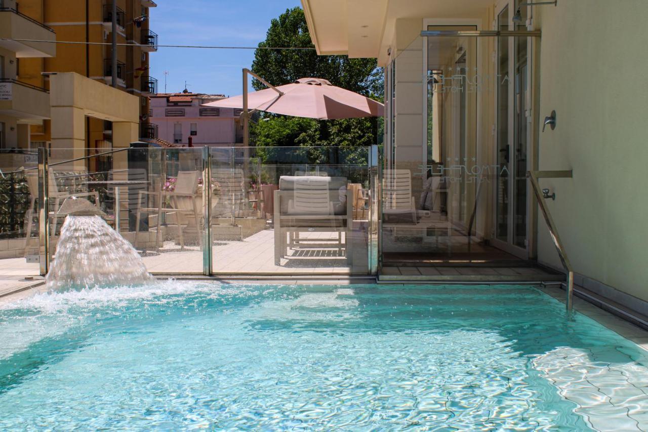 Atmosphere Suite Hotel Rimini Bagian luar foto