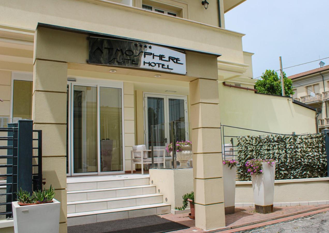 Atmosphere Suite Hotel Rimini Bagian luar foto