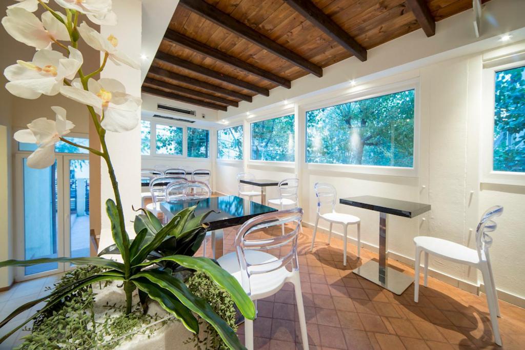 Atmosphere Suite Hotel Rimini Bagian luar foto